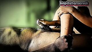 Cewek cantik ngentot dengan kuda